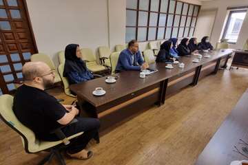 بازدید معاون آموزشی دانشگاه از دانشکده داروسازی